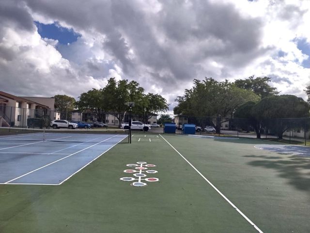 480 N Laurel Drive 3, Margate, FL 33063