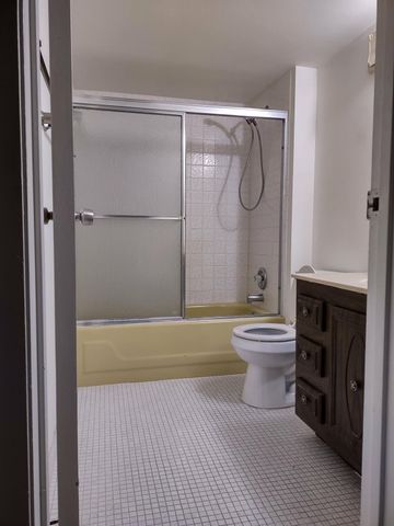 480 N Laurel Drive 3, Margate, FL 33063