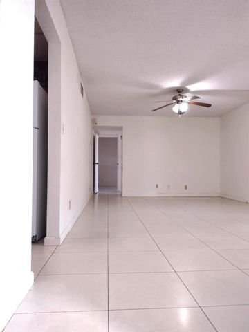 480 N Laurel Drive 3, Margate, FL 33063
