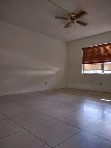 480 N Laurel Drive 3, Margate, FL 33063