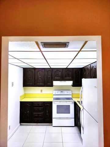 480 N Laurel Drive 3, Margate, FL 33063