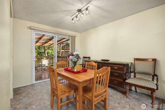 12734 SE 191st Place, Renton, WA 98058