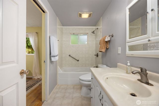 12734 SE 191st Place, Renton, WA 98058