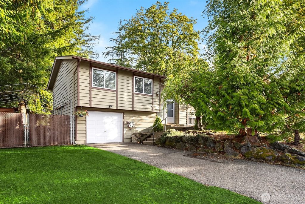 12734 SE 191st Place, Renton, WA 98058