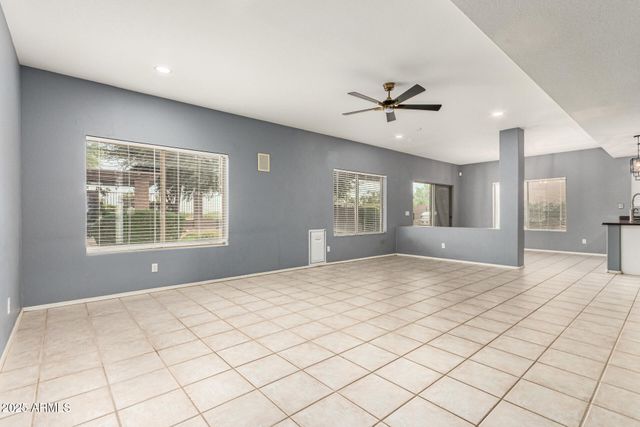 4331 E PRICKLY PEAR Trail, Phoenix, AZ 85050