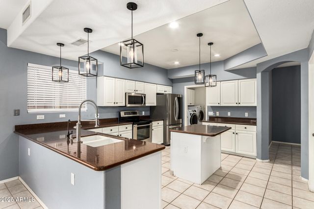 4331 E PRICKLY PEAR Trail, Phoenix, AZ 85050