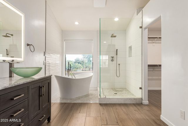 4331 E PRICKLY PEAR Trail, Phoenix, AZ 85050