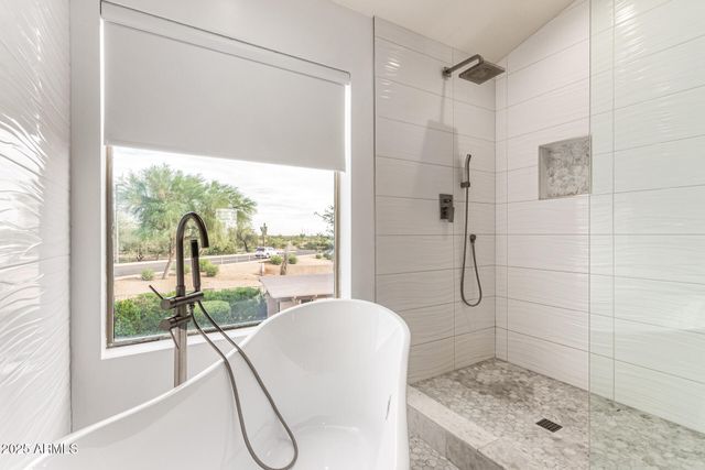 4331 E PRICKLY PEAR Trail, Phoenix, AZ 85050