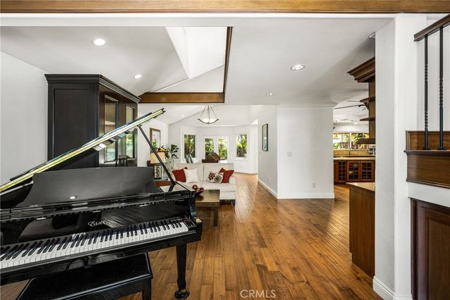 10 Whistling Isle, Irvine, CA 92614