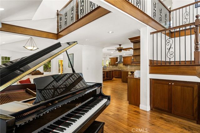 10 Whistling Isle, Irvine, CA 92614