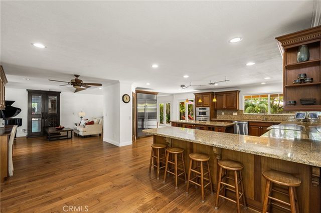 10 Whistling Isle, Irvine, CA 92614
