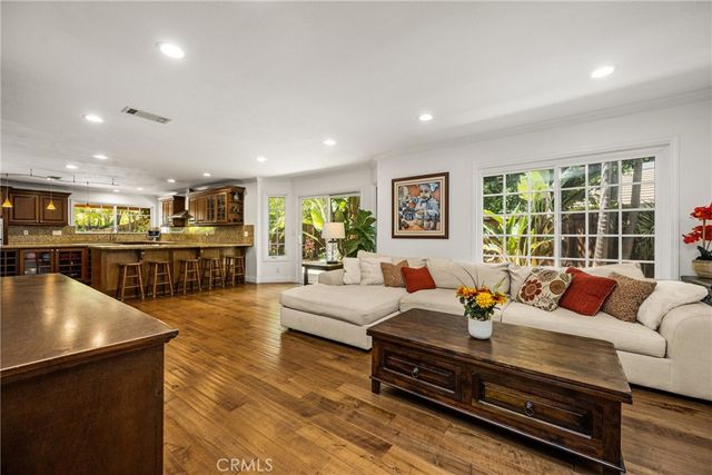 10 Whistling Isle, Irvine, CA 92614