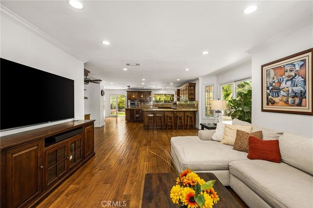 10 Whistling Isle, Irvine, CA 92614