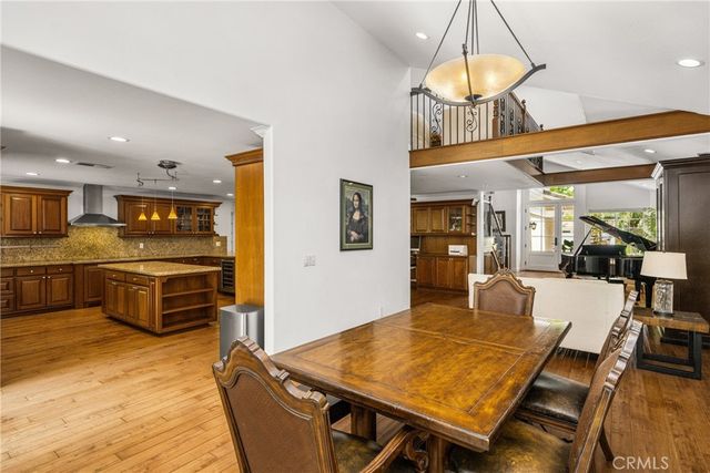 10 Whistling Isle, Irvine, CA 92614
