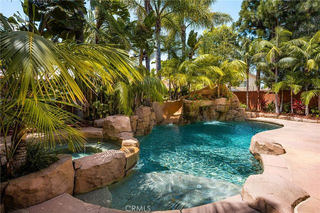 10 Whistling Isle, Irvine, CA 92614