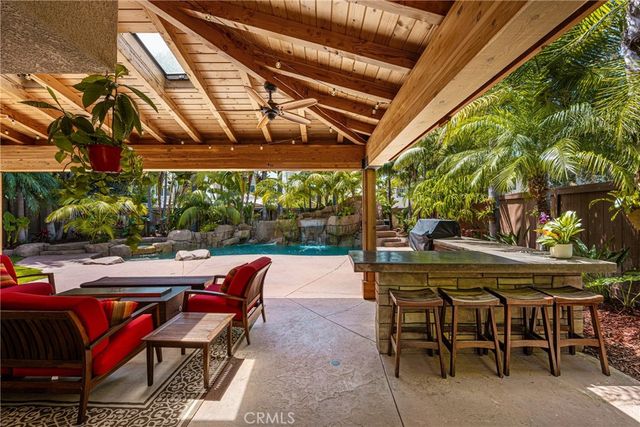 10 Whistling Isle, Irvine, CA 92614
