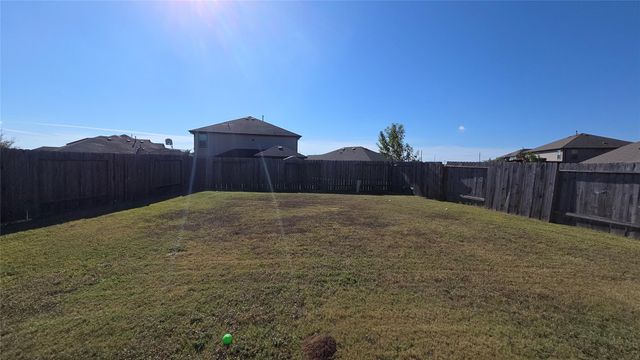 5611 Pleasant Falls Drive, Richmond, TX 77407