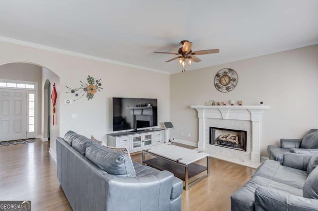 1608 School House, Dacula, GA 30019