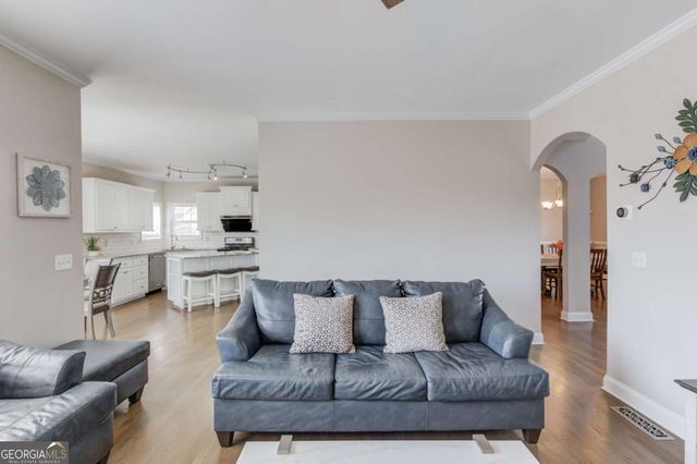 1608 School House, Dacula, GA 30019