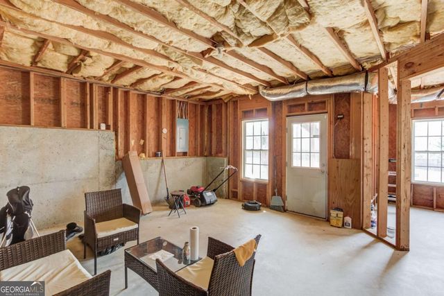 1608 School House, Dacula, GA 30019