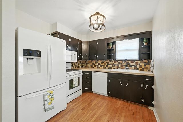 318 W Laurel Street, Sherman, TX 75090