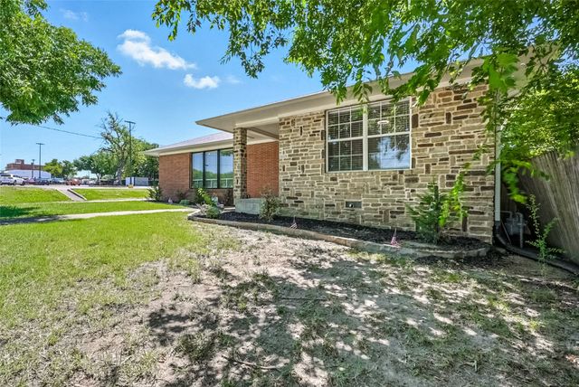 318 W Laurel Street, Sherman, TX 75090