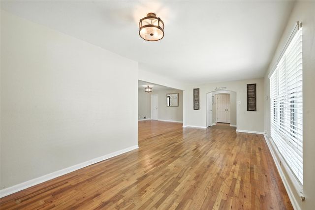318 W Laurel Street, Sherman, TX 75090