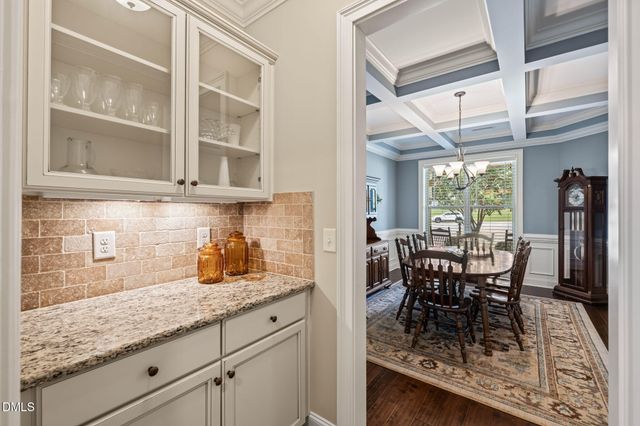 1904 Abniki Drive, Fuquay Varina, NC 27526