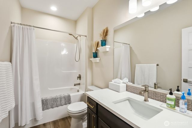 1402 89th Avenue SE, Tumwater, WA 98501