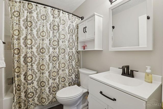 5808 Monassas Run Road, Miami Twp, OH 45150