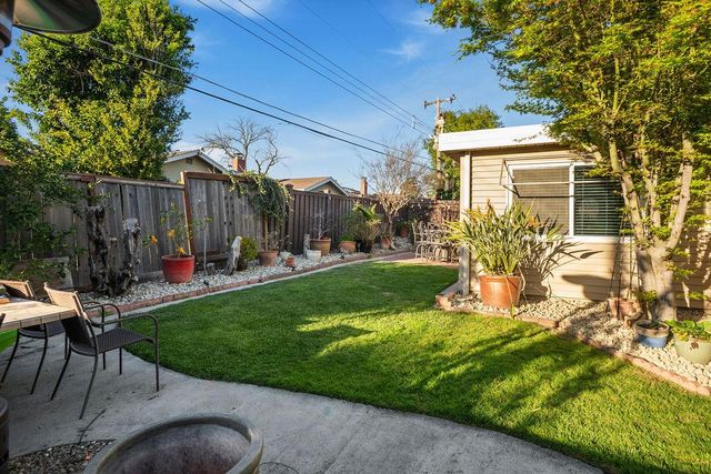 5221 Elbert Way, Sacramento, CA 95842