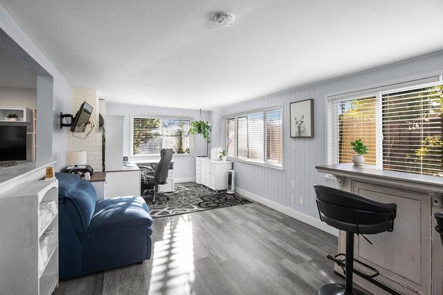 5221 Elbert Way, Sacramento, CA 95842