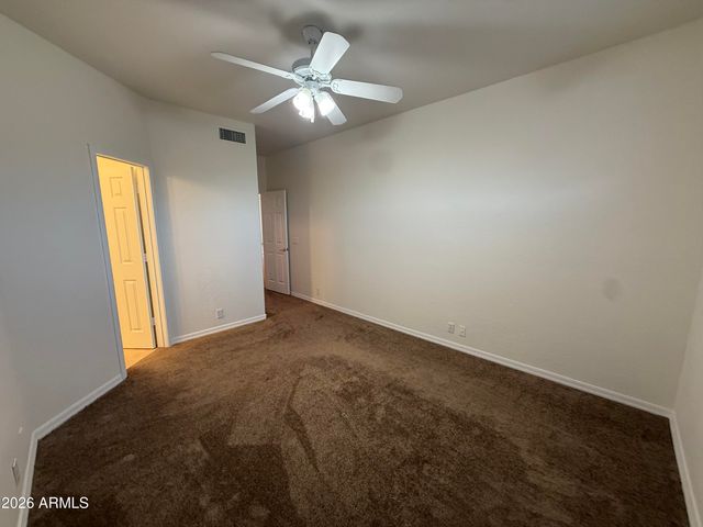 3213 E Desert Flower Lane, Phoenix, AZ 85044