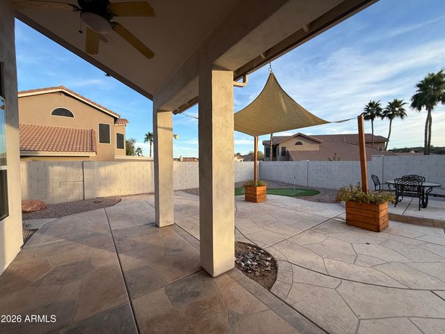 3213 E Desert Flower Lane, Phoenix, AZ 85044