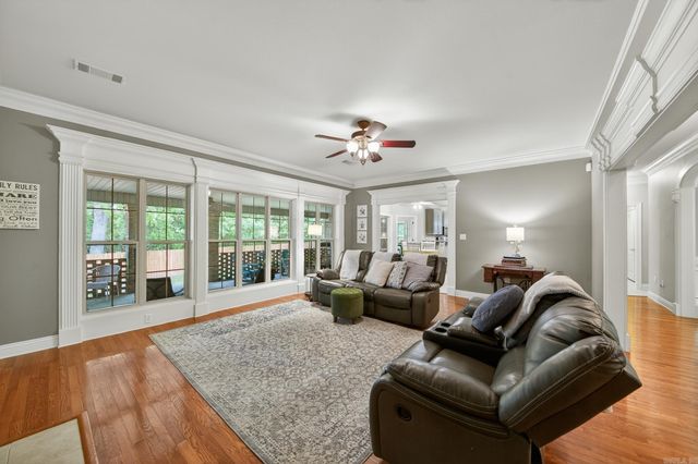 13 Brentwood Cove, Cabot, AR 72023
