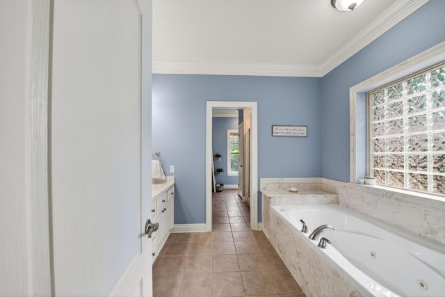 13 Brentwood Cove, Cabot, AR 72023