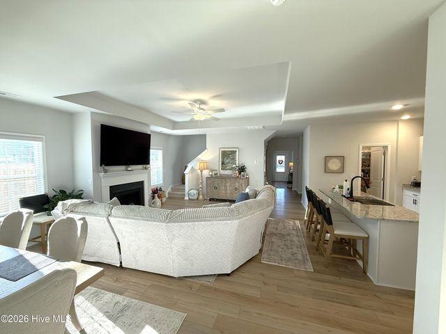 2434 Flowery Branch Drive, Castle Hayne, NC 28429