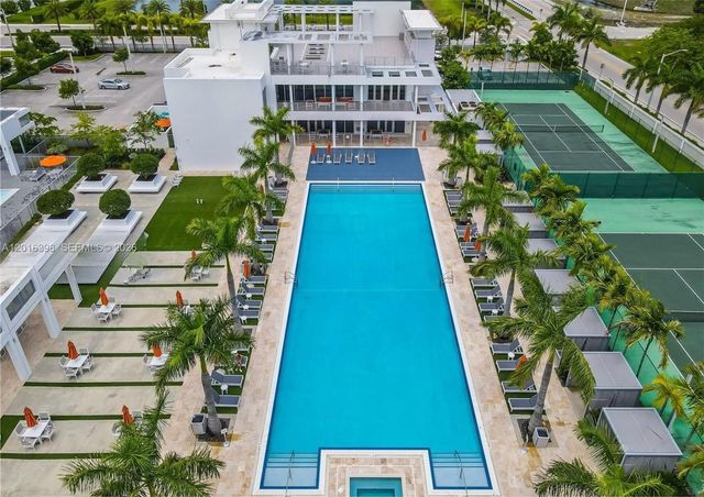 6415 NW 102nd Path 101, Doral, FL 33178