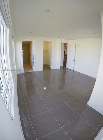 6415 NW 102nd Path 101, Doral, FL 33178