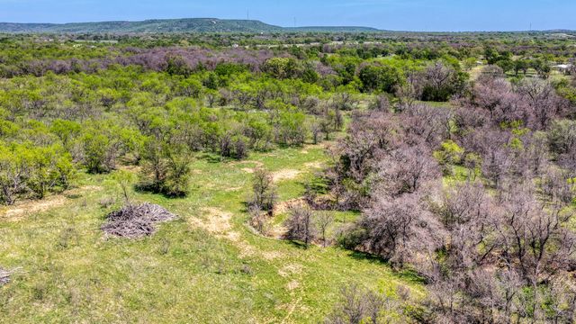 376 Dickson Lane, Gordon, TX 76453