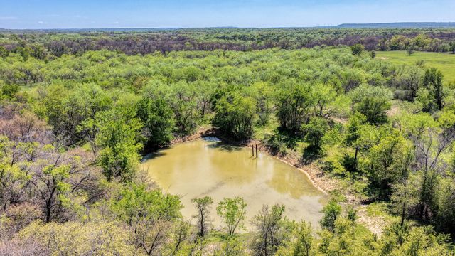 376 Dickson Lane, Gordon, TX 76453