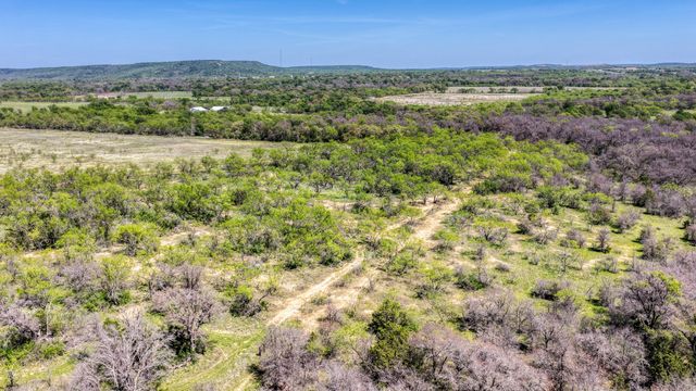 376 Dickson Lane, Gordon, TX 76453