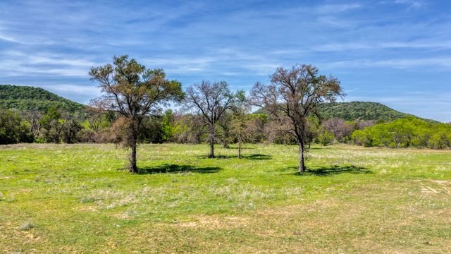 376 Dickson Lane, Gordon, TX 76453