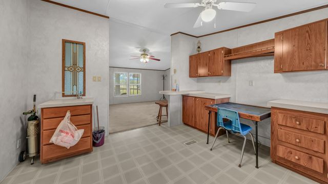 376 Dickson Lane, Gordon, TX 76453