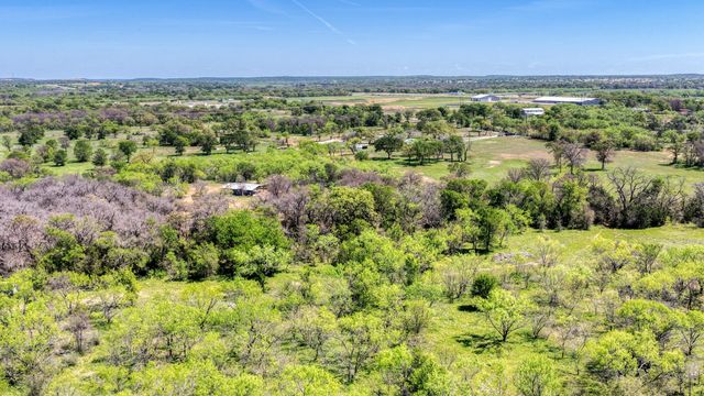376 Dickson Lane, Gordon, TX 76453