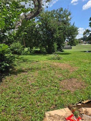 3122 Myrtle Avenue, Kansas City, MO 64128