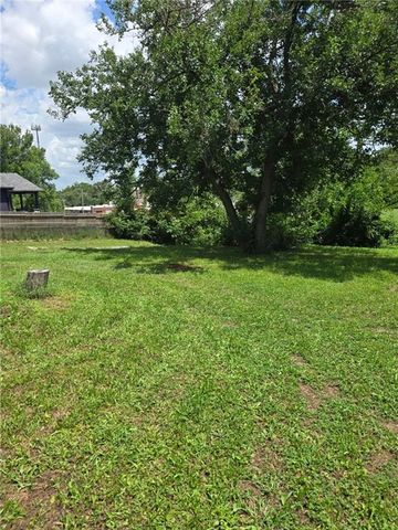 3122 Myrtle Avenue, Kansas City, MO 64128
