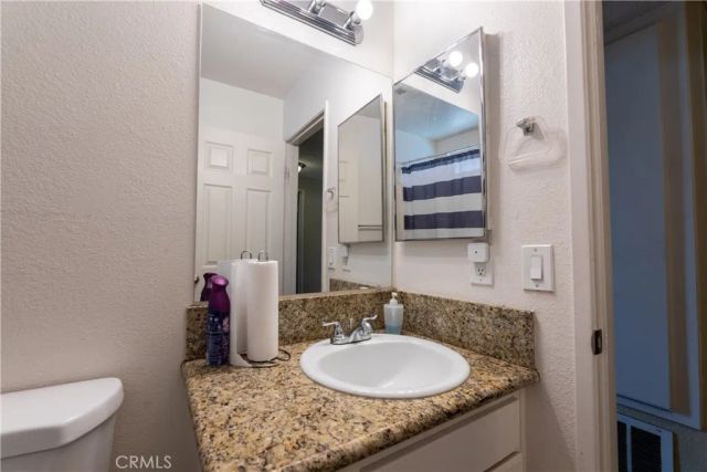 719 W Avenue H2, Lancaster, CA 93534