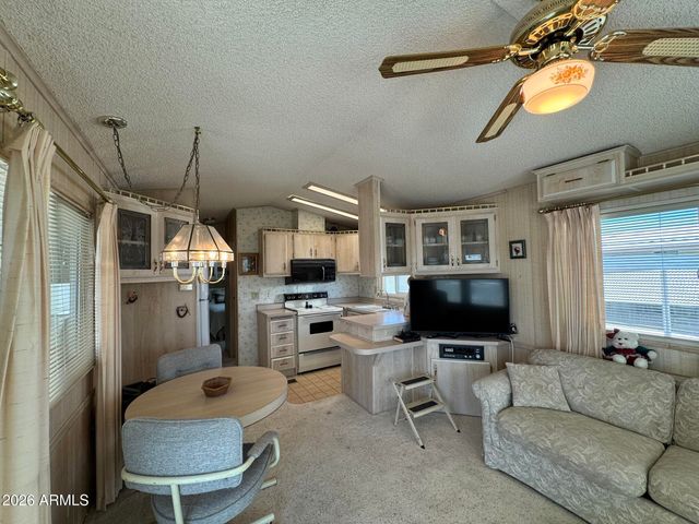 214 E CHOLLA Lane, Florence, AZ 85132