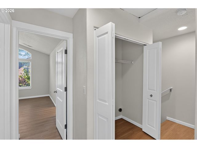16244 Sw GAGE Ln, Beaverton, OR 97006
